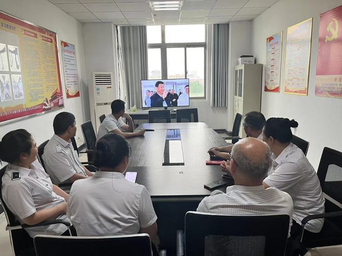 0820  连汽灌云公司党支部固定学习日  参学8人.jpg